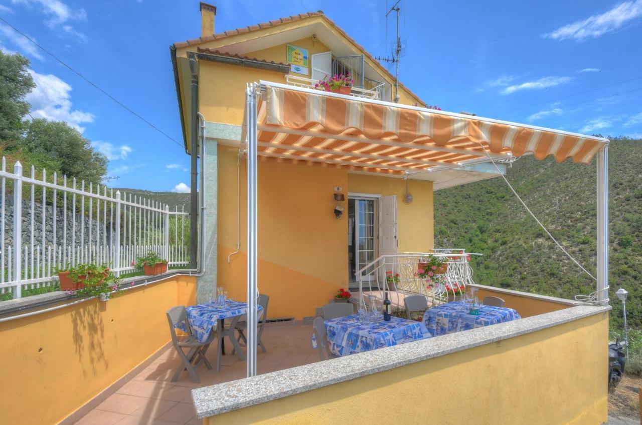 B&B Why Not Jona? Varazze Exterior photo
